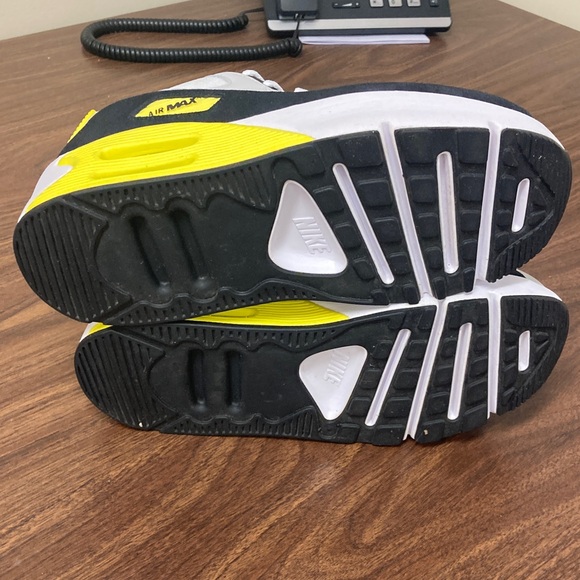 🔥Nike Air Max 90 LV8 Double Stack Sneakers - White, Black, and Yellow womens 7.5 - Picture 6 of 8